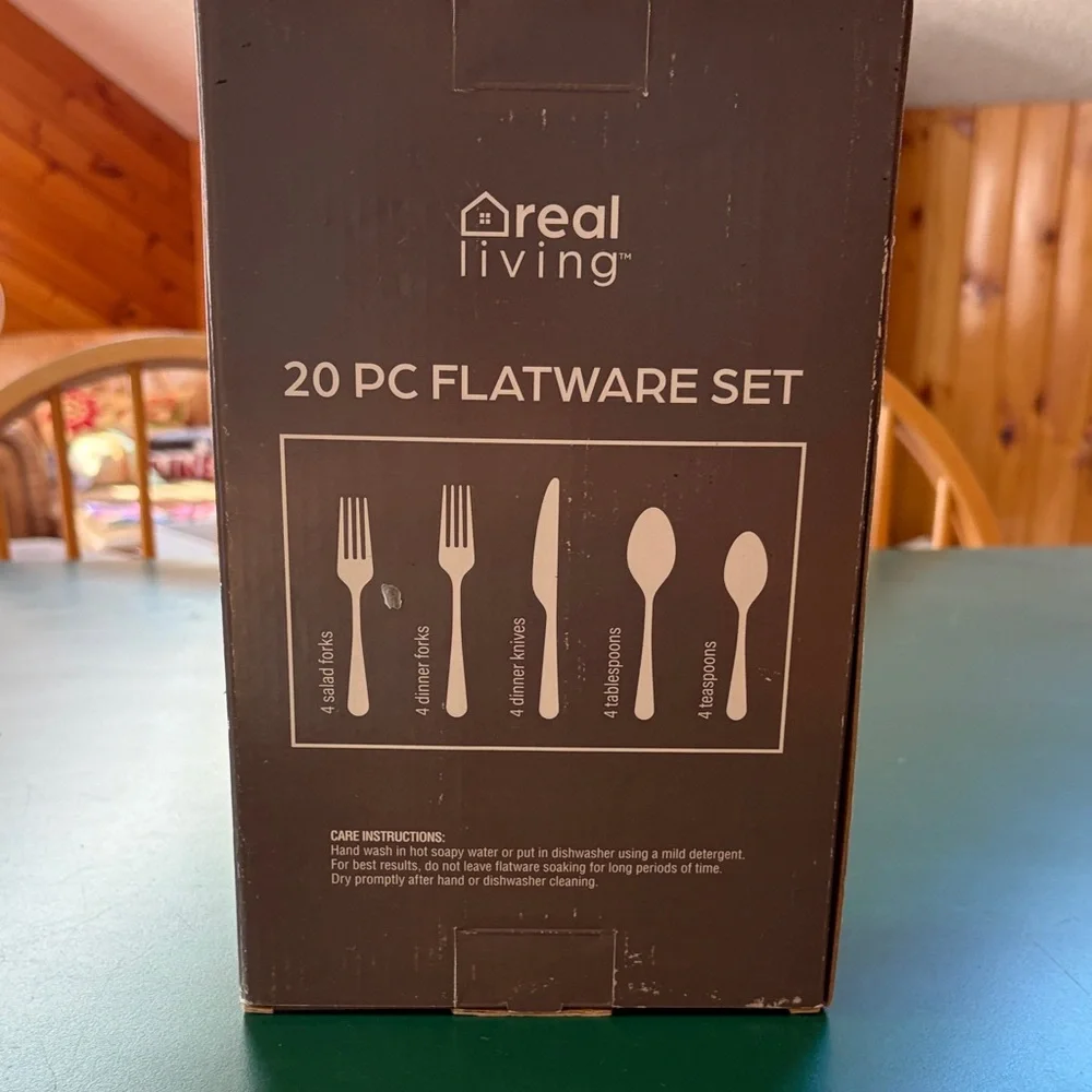 NIB Real Living Blake Black Flatware Set - 20 Piece